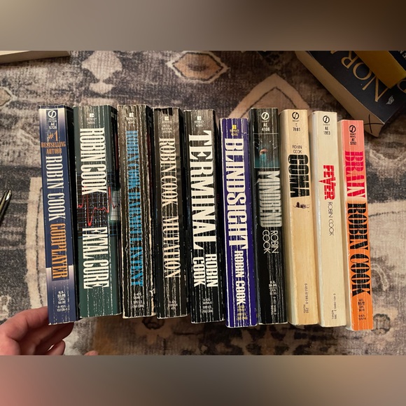 Book Collection - Multicolor - Picture 1 of 6